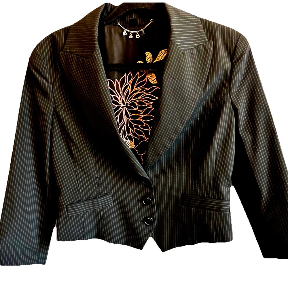 Bebe Y2K pinstripe Blazer cropped Feminine Business Jacket Corpcore Sexy Sz 8